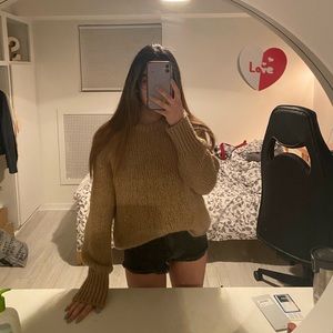 knit sweater